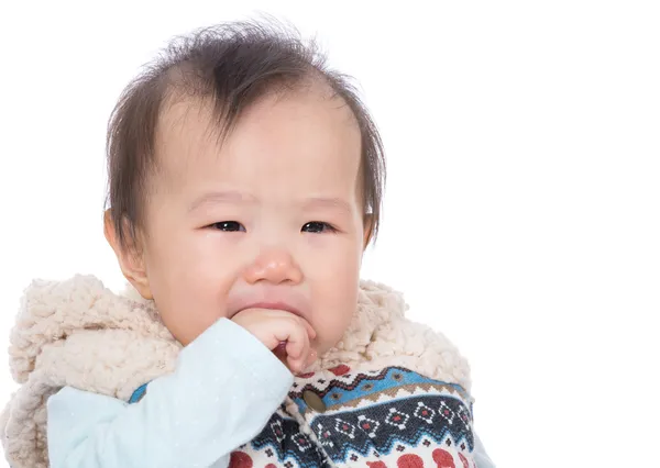 Bebê menina chupar dedo na boca — Fotografia de Stock
