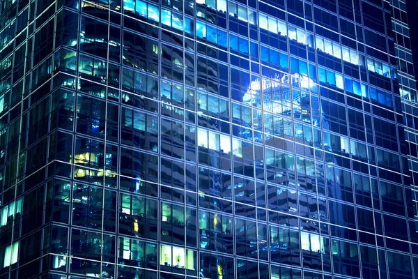 Fachada del edificio de oficinas —  Fotos de Stock