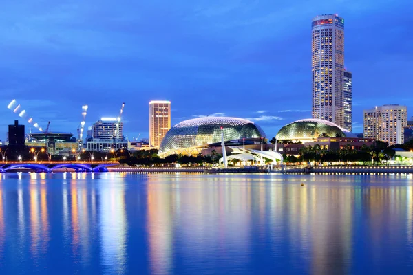 Arquitectura nocturna de Singapur —  Fotos de Stock