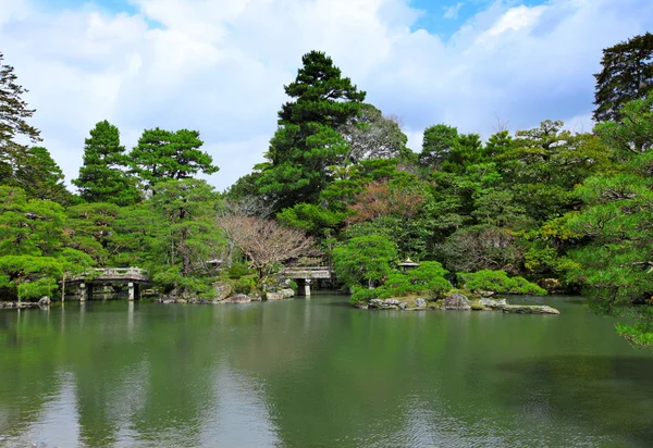 Japonka tytułują ogród i staw — Zdjęcie stockowe