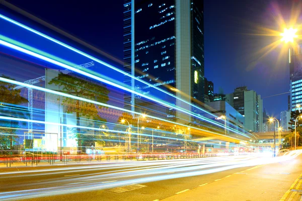 Snelweg in moderne stad — Stockfoto