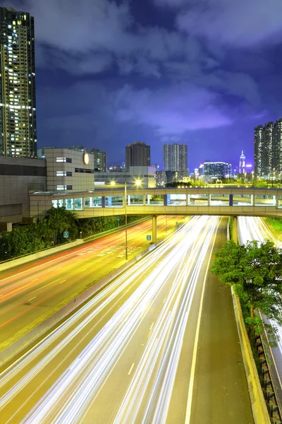 Panoramę miasta z autostradą — Zdjęcie stockowe