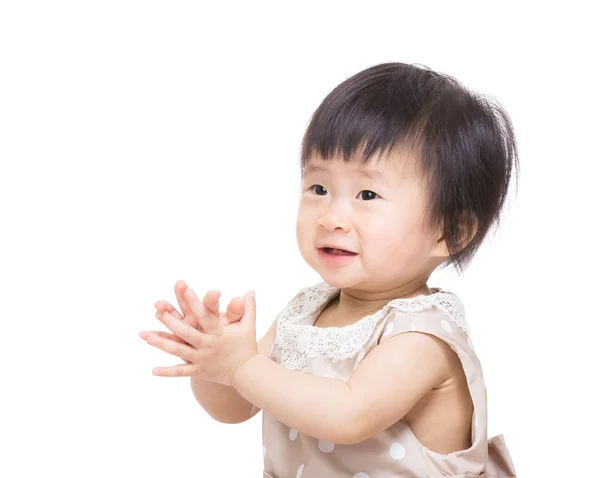 Aziatische babymeisje handen klappen — Stockfoto