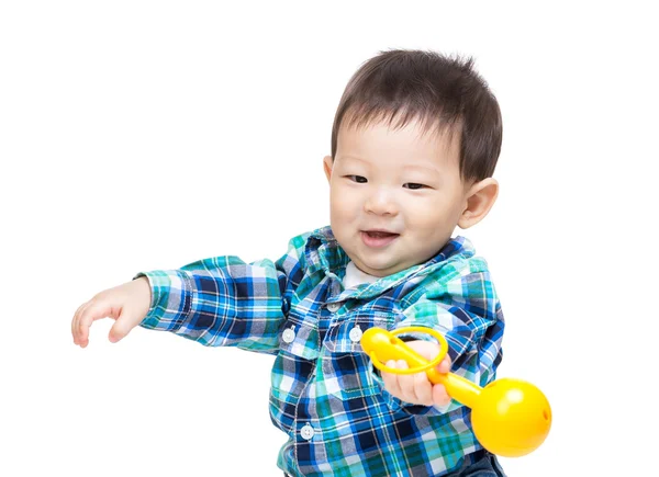 Asiático bebé niño jugando con un juguete — Foto de Stock