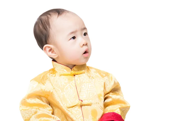 Bébé garçon chinois en costume chinois traditionnel regardant de côté — Photo