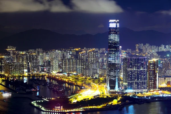 Kowloon peninsula in Hong Kong at night — Stock Photo, Image