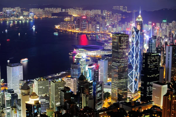 Hong kong skyline por la noche — Foto de Stock