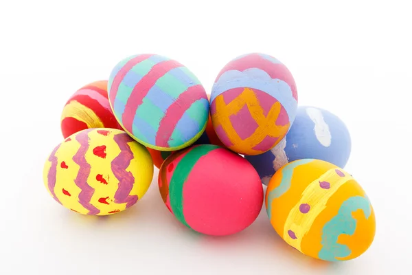 Huevos de Pascua aislados en blanco — Foto de Stock