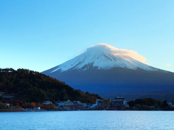 富士山と湖 — ストック写真