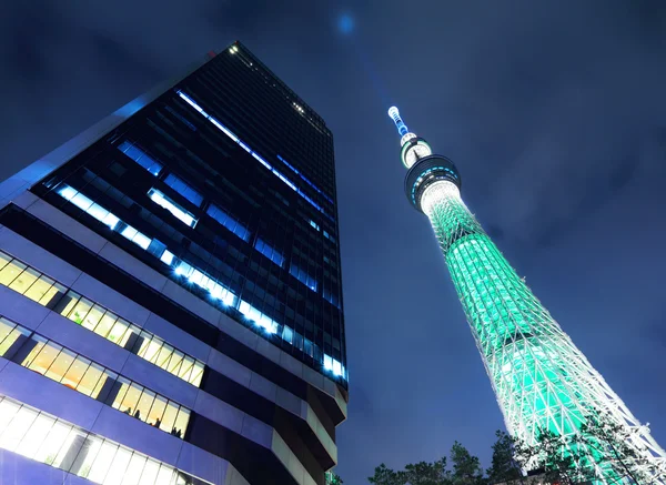 夜の東京のスカイライン — ストック写真