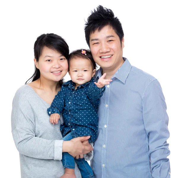 父、母、その赤ん坊の娘の幸せのアジア家族 — ストック写真