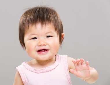 gülümseyen kız bebek