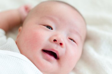 erkek bebek battaniye yalan 