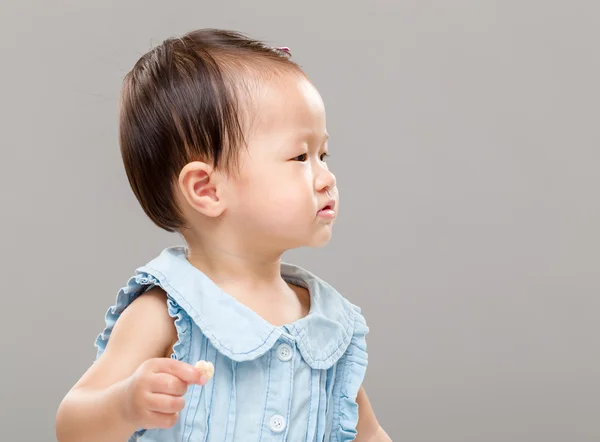 Kleines Mädchen Profil isoliert auf grauem Hintergrund — Stockfoto