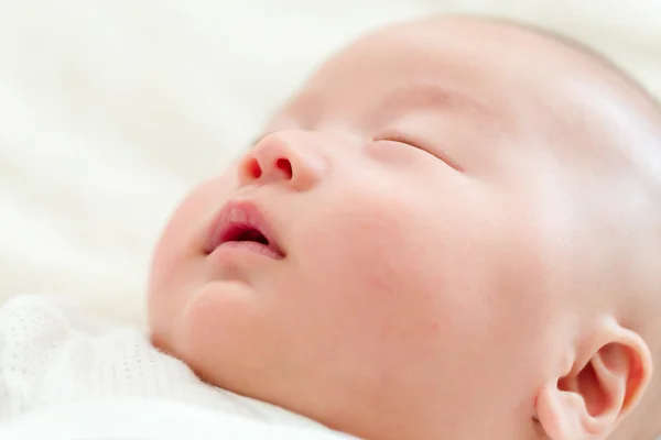 Little ewborn leeping baby — Stock Photo, Image