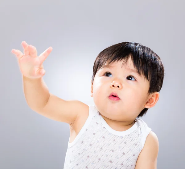 Bebê menino mão levantar — Fotografia de Stock