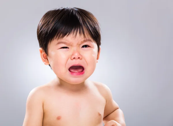 Ásia bebê menino chorar — Fotografia de Stock