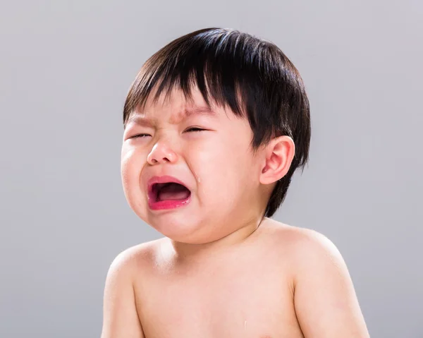 Weinender kleiner Junge — Stockfoto