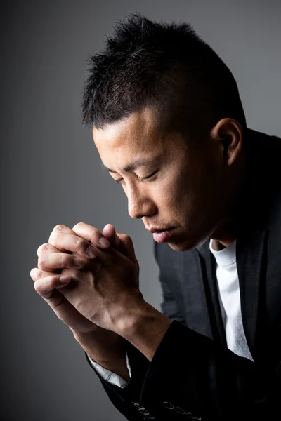 Man praying — Stock Photo, Image