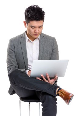 işadamı kullanma dizüstü bilgisayar