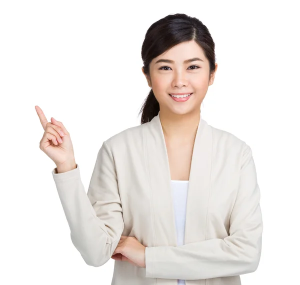Asiatique femme doigt pointe vers le haut — Photo