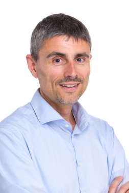 mutlu orta yaş erkek