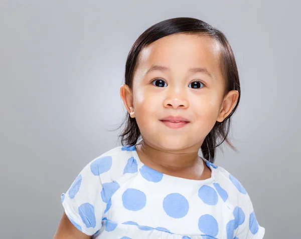 Menina sorriso multirracial — Fotografia de Stock