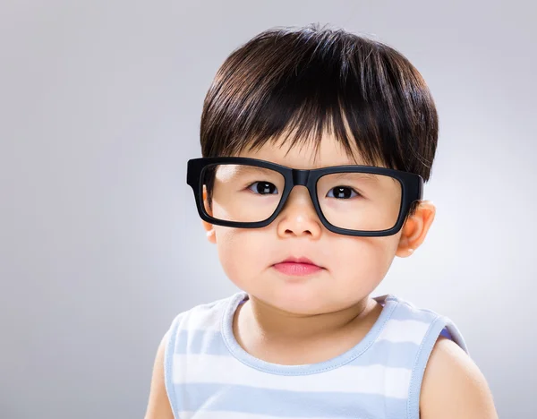 Chłopiec dziecko nosić okulary — Zdjęcie stockowe