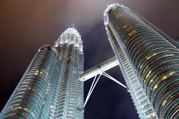 Twin věže v klcc — Stock fotografie