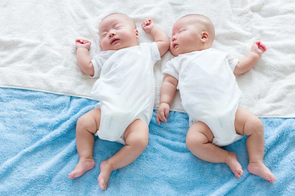 Gemelli piccoli — Foto Stock