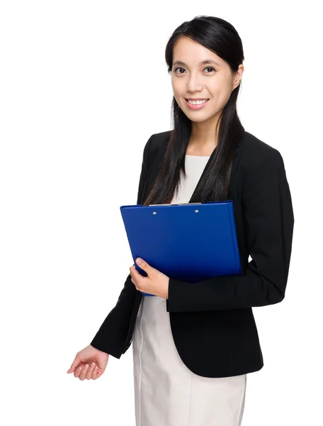 Businesswoman with clipboard — Stock Photo, Image