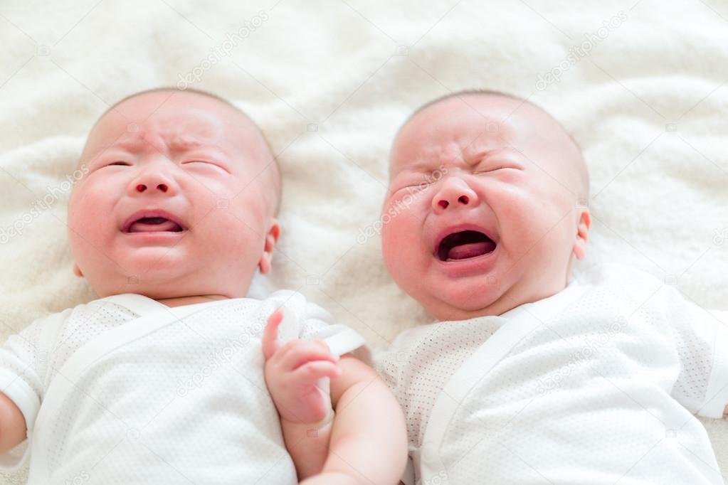 New born baby twins cry