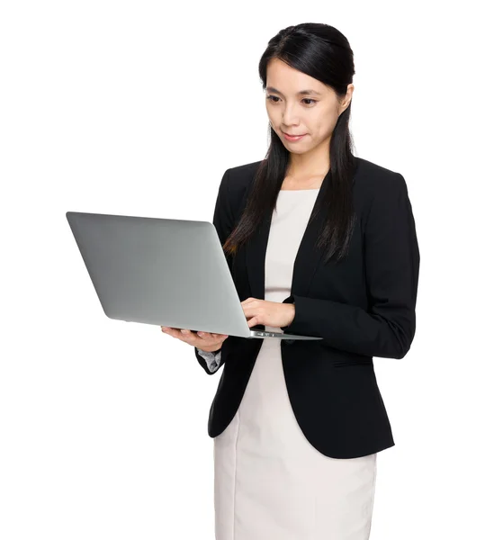 Business woman use laptop computer — Stock Photo, Image