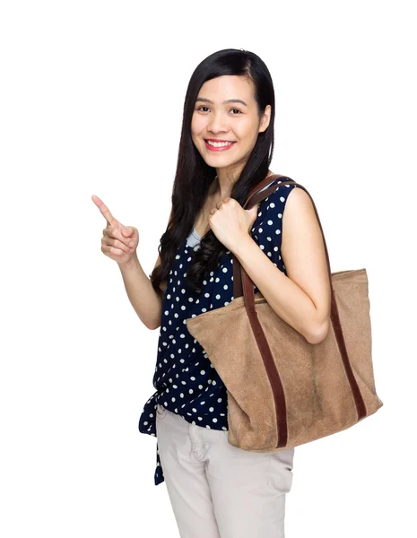 Asiatico donna con tote bag e finger point out — Foto Stock