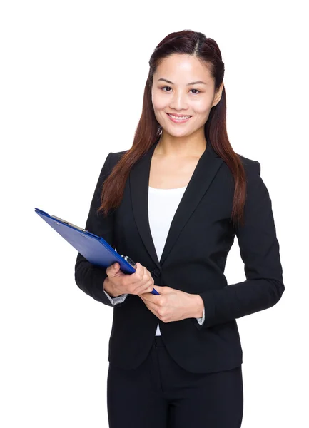 Asian business woman with file pad — Stock Photo, Image