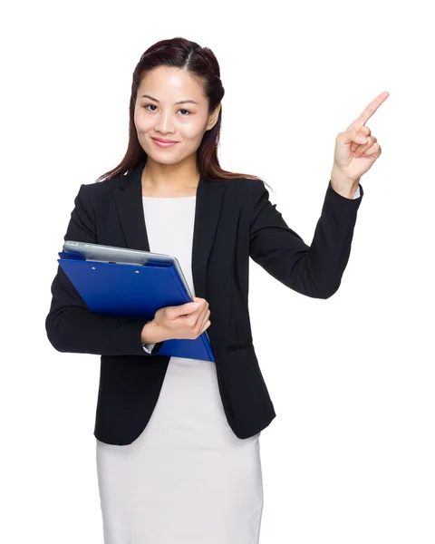 Business woman with clipboard and finger up — Stock Photo, Image