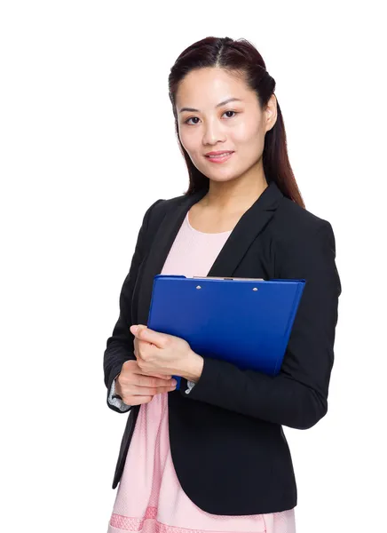 Asian business woman with clipboard — Stock Photo, Image