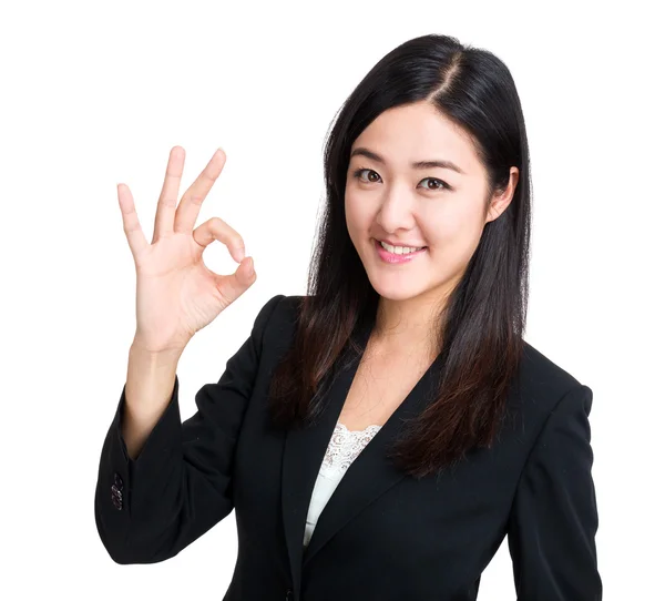 Business woman with ok sign — Stock Photo, Image