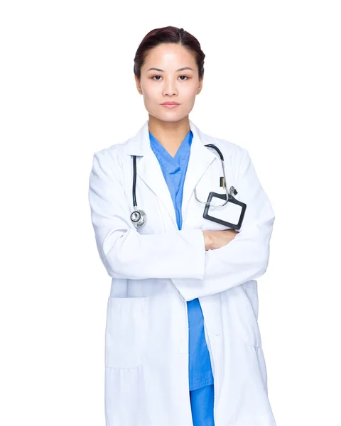 Confiante asiático feminino médico isolado — Fotografia de Stock