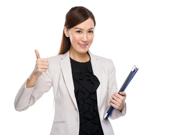 Businesswoman hold clipboard — Stock Photo, Image