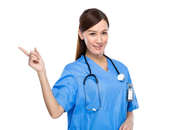 Médico mujer dedo arriba — Foto de Stock