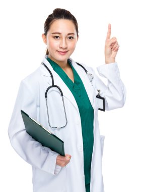 Doktor tutun Pano ve parmak işaret
