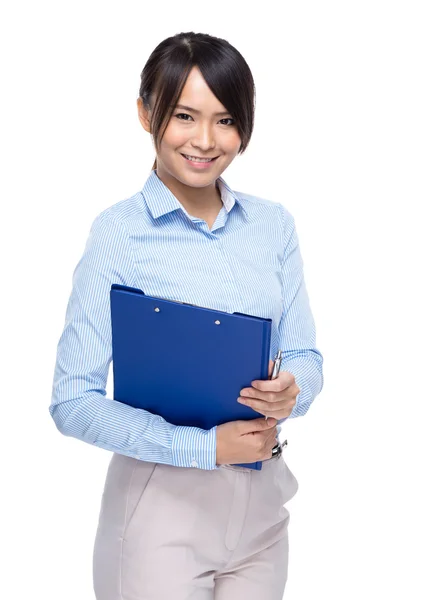 Asian business woman with clipboard — Stock Photo, Image