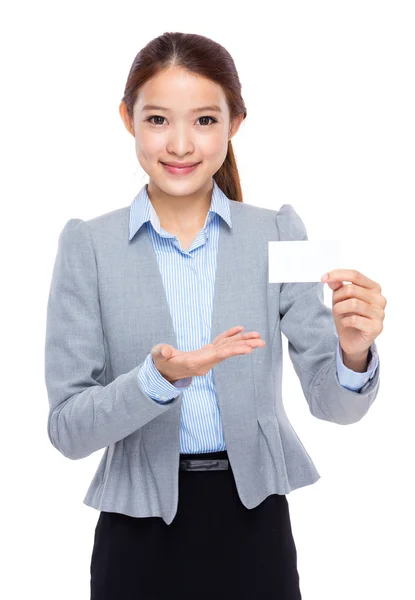 Businesswoman show with blank name card — Stock Photo, Image