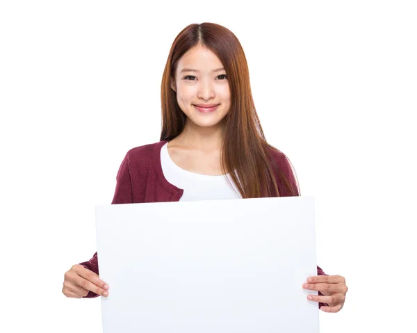 Joven mujer mantenga pancarta — Foto de Stock