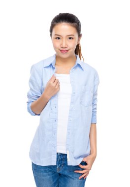 Asyalı genç kadın