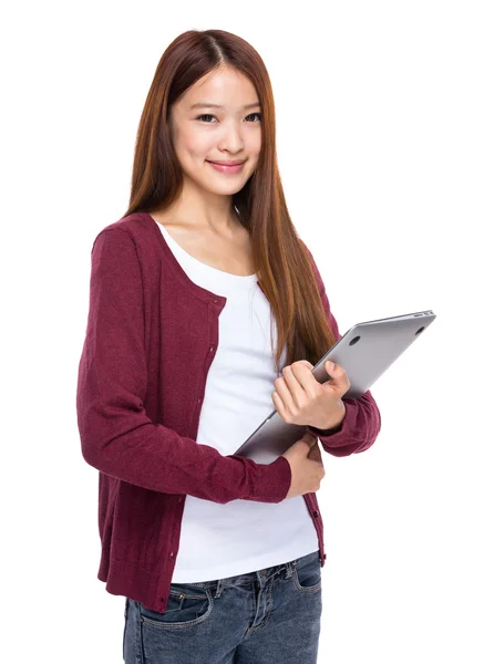 Woman with laptop computer — Stock Photo, Image