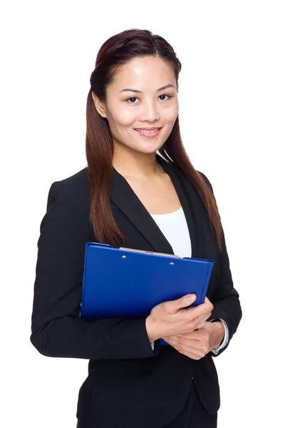 Businesswoman with clipboard — Stock Photo, Image