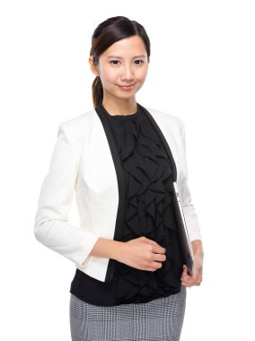 iş kadını tutun dizüstü bilgisayar