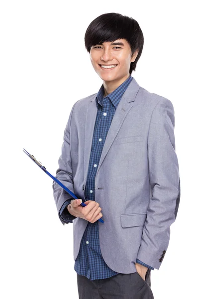 Empresário asiático com prancheta — Fotografia de Stock